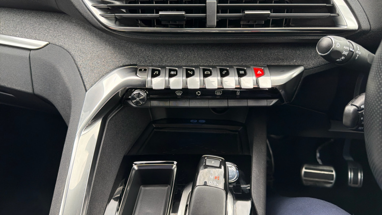 Peugeot 3008 1.6 Hybrid 225 GT Line 5dr e-EAT8 Estate